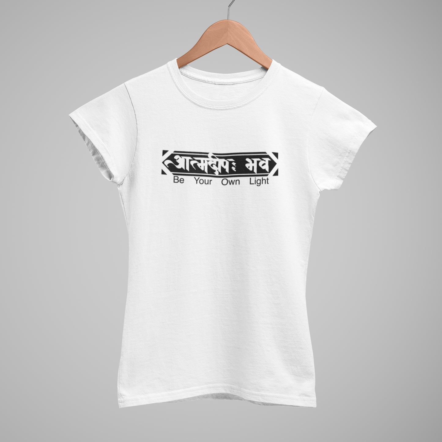 WHITE PRINTED TSHIRT